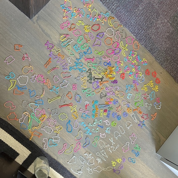 Assorted silly bands - Picture 2 of 6